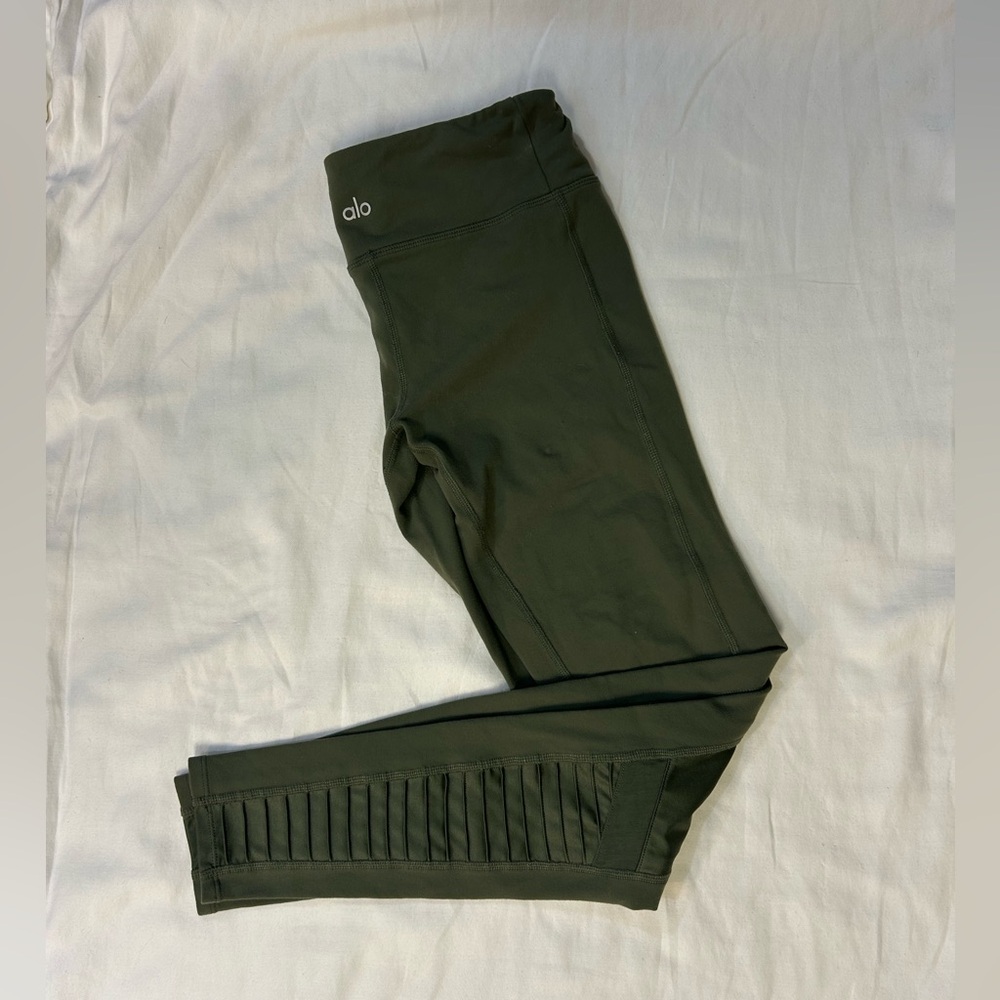 ALO Yoga Olive Leggings